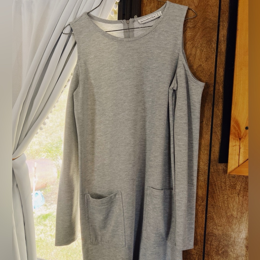 Abercrombie & Fitch gray dress 🩶